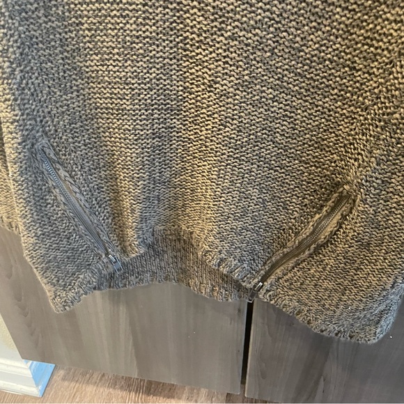 design lab medium woman sweater with two zippers at the bottom - Picture 3 of 5